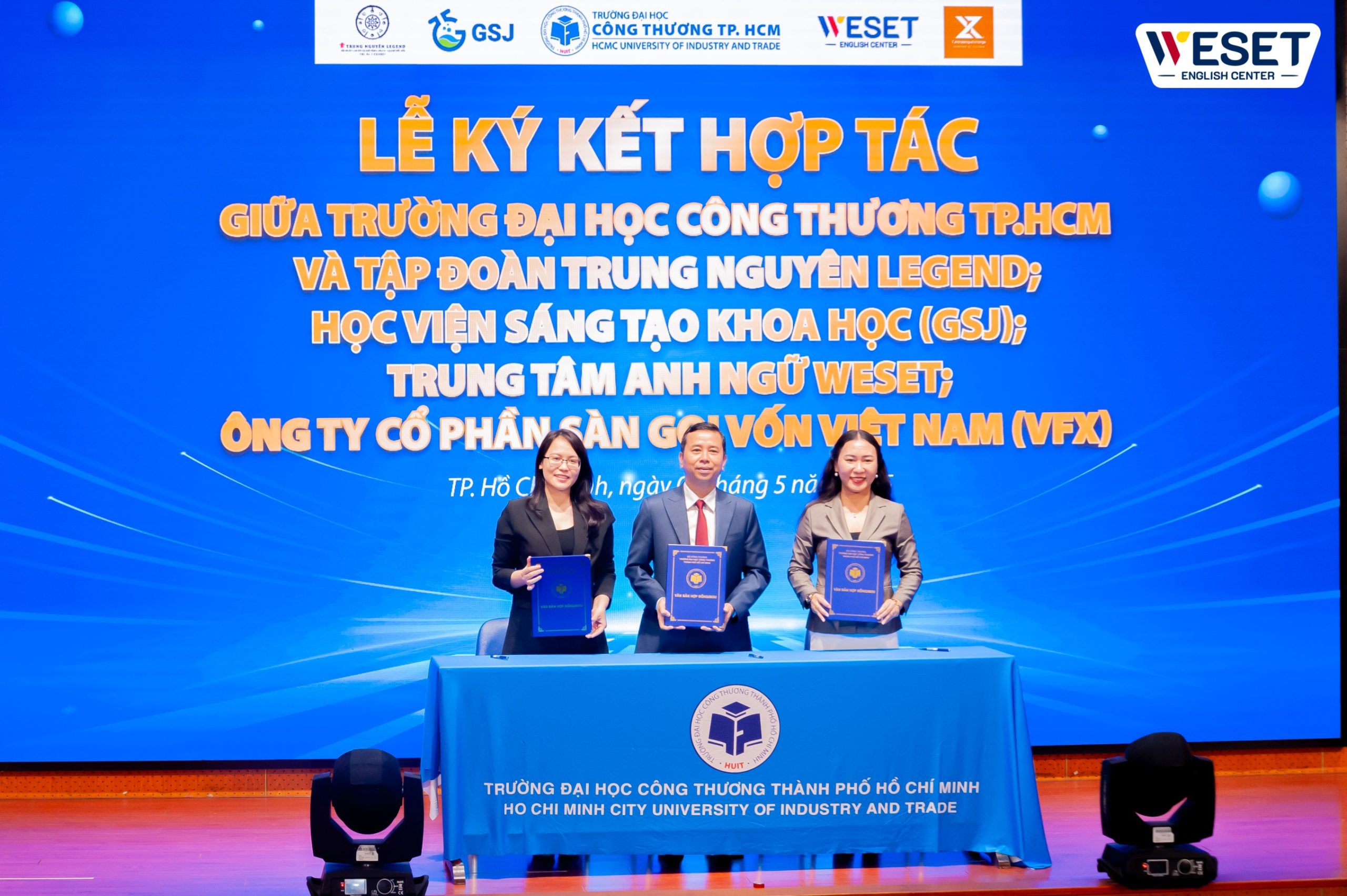 Whose dùng khi nào - Cẩm nang thành thạo từ A - Z