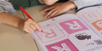 Dạy ngữ pháp tiếng Anh cho trẻ em thế nào? (Bí quyết đơn giản dễ áp dụng)