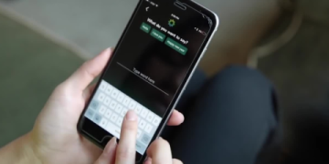 Học tiếng Anh cho người lớn tuổi (Bí kíp học hiệu quả tại nhà)