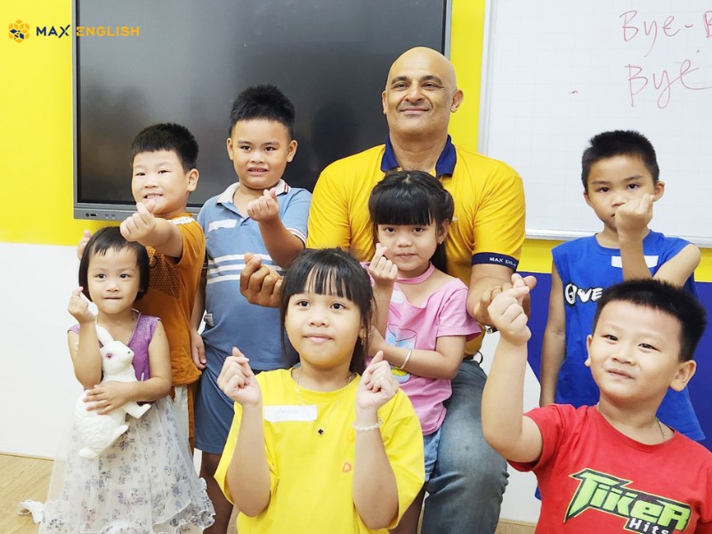 Nhạc cho trẻ em tiếng Anh: Top bài hát sôi động giúp bé vui khỏe mỗi ngày!