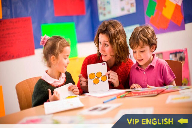 Lớp học tiếng anh giao tiếp online cho trẻ em: Phương pháp học hiệu quả và thú vị cho bé!