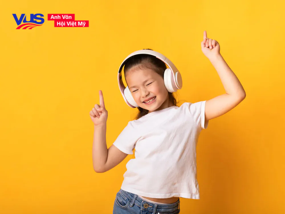 Học tiếng anh qua các bài hát cho trẻ em thế nào cho hiệu quả? Mẹo hay cho bố mẹ.