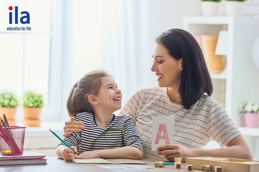 Cách chọn giáo viên tiếng anh trẻ em giỏi? Ba mẹ xem ngay 3 mẹo này nhé.
