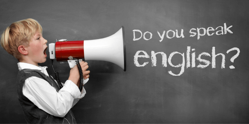 Học tiếng Anh cơ bản với người nước ngoài không khó, khám phá cách học hiệu quả!