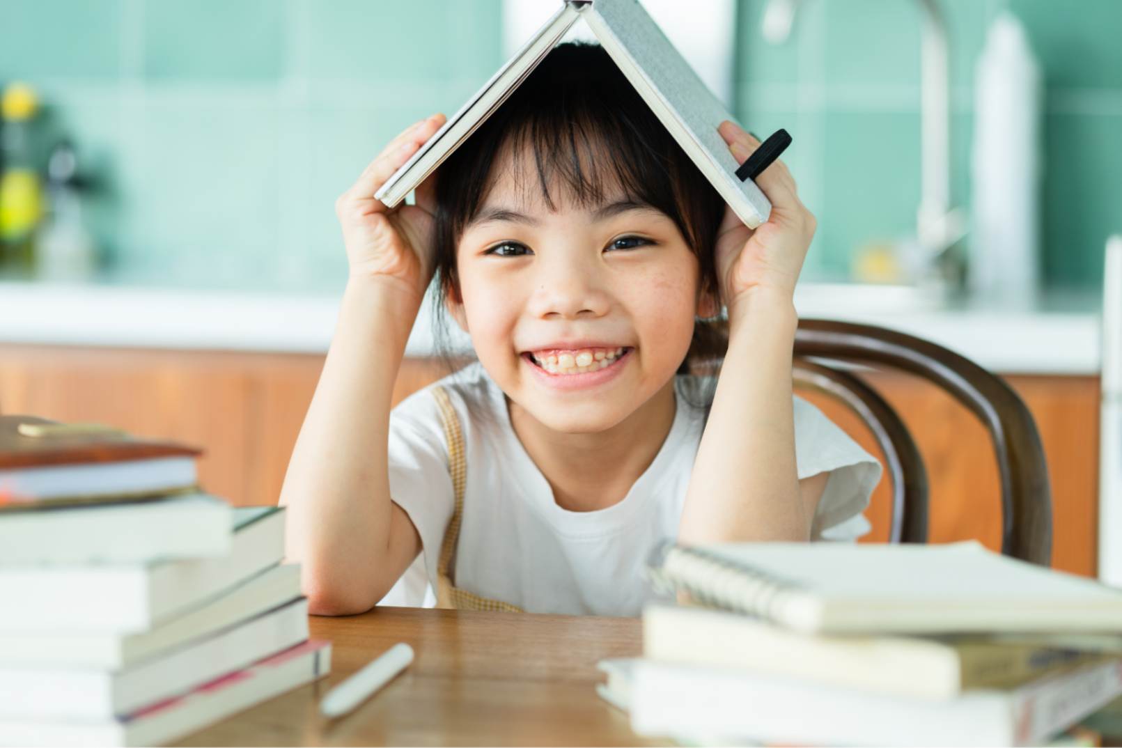 Tiếng Anh cho bé: Nên bắt đầu lúc mấy tuổi? (Chuyên gia khuyên tuổi vàng)